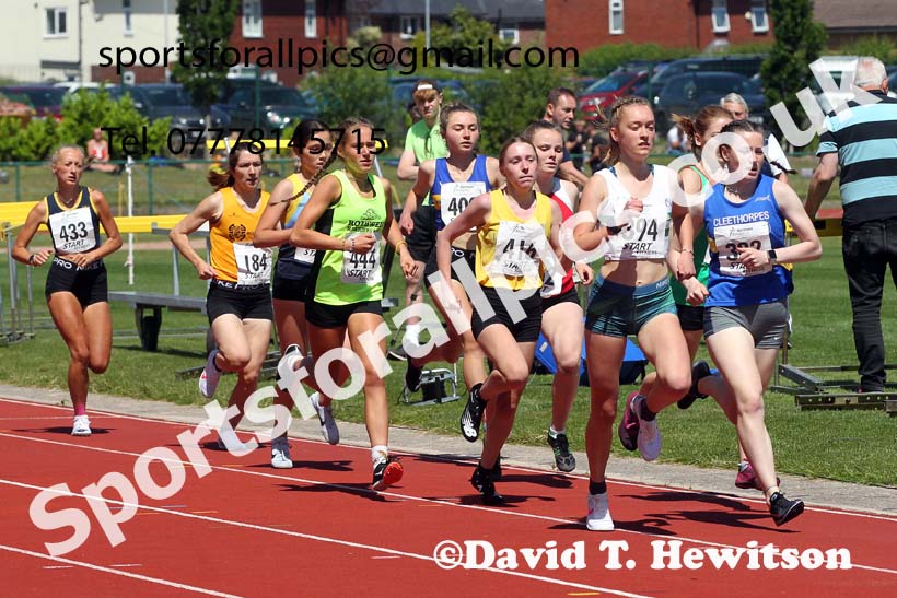 Womens under-20s 1500 metres, 2021 Northern Senior and Under-20s Champs., Leigh. Photo: David T. Hewitson/Sports for All Pics